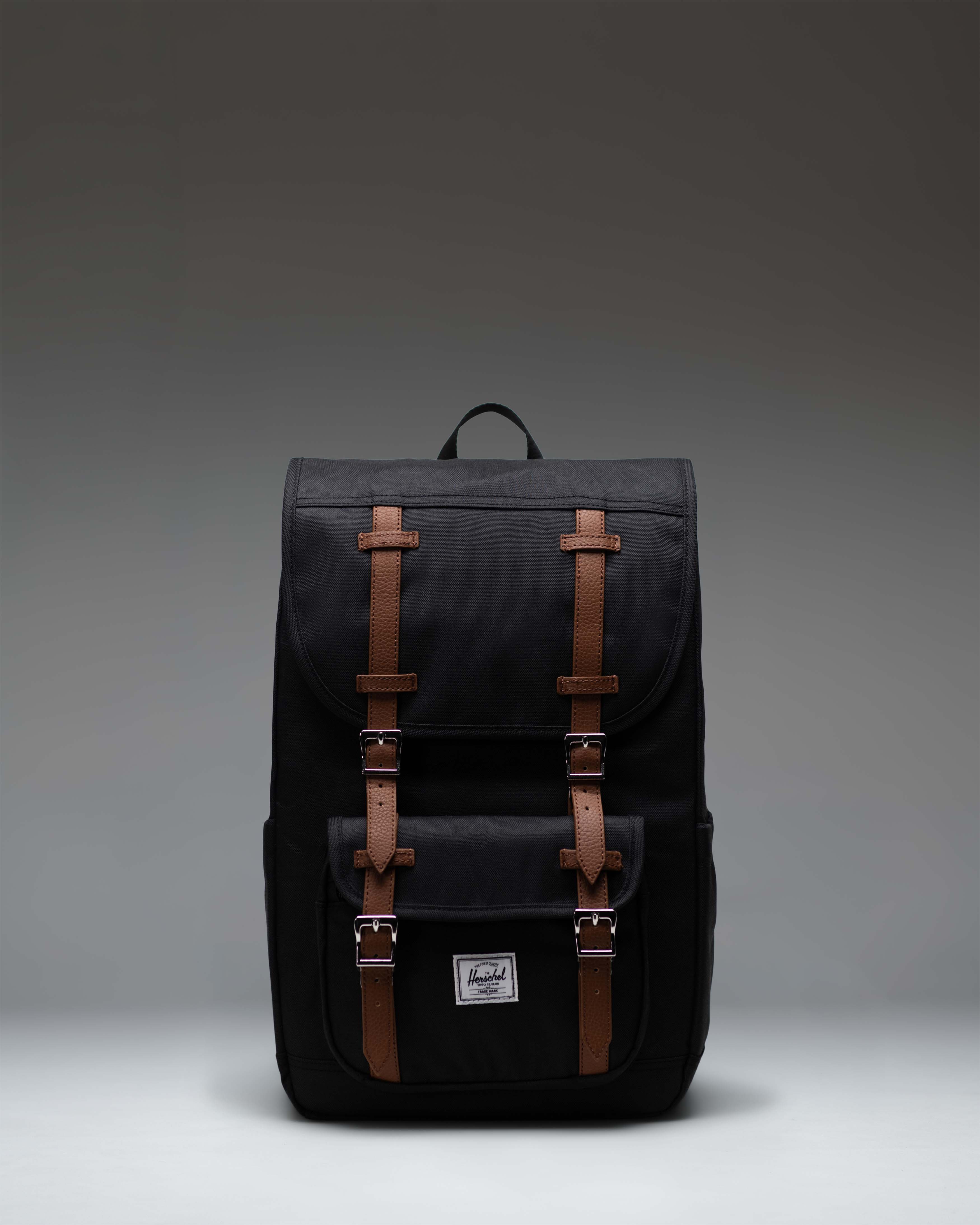 herschel backpack nederland Urban Supply Classic XL The Herschel Nova Mini Backpack features a convenient zipper closure Herschel Supply Co Rugtassen online