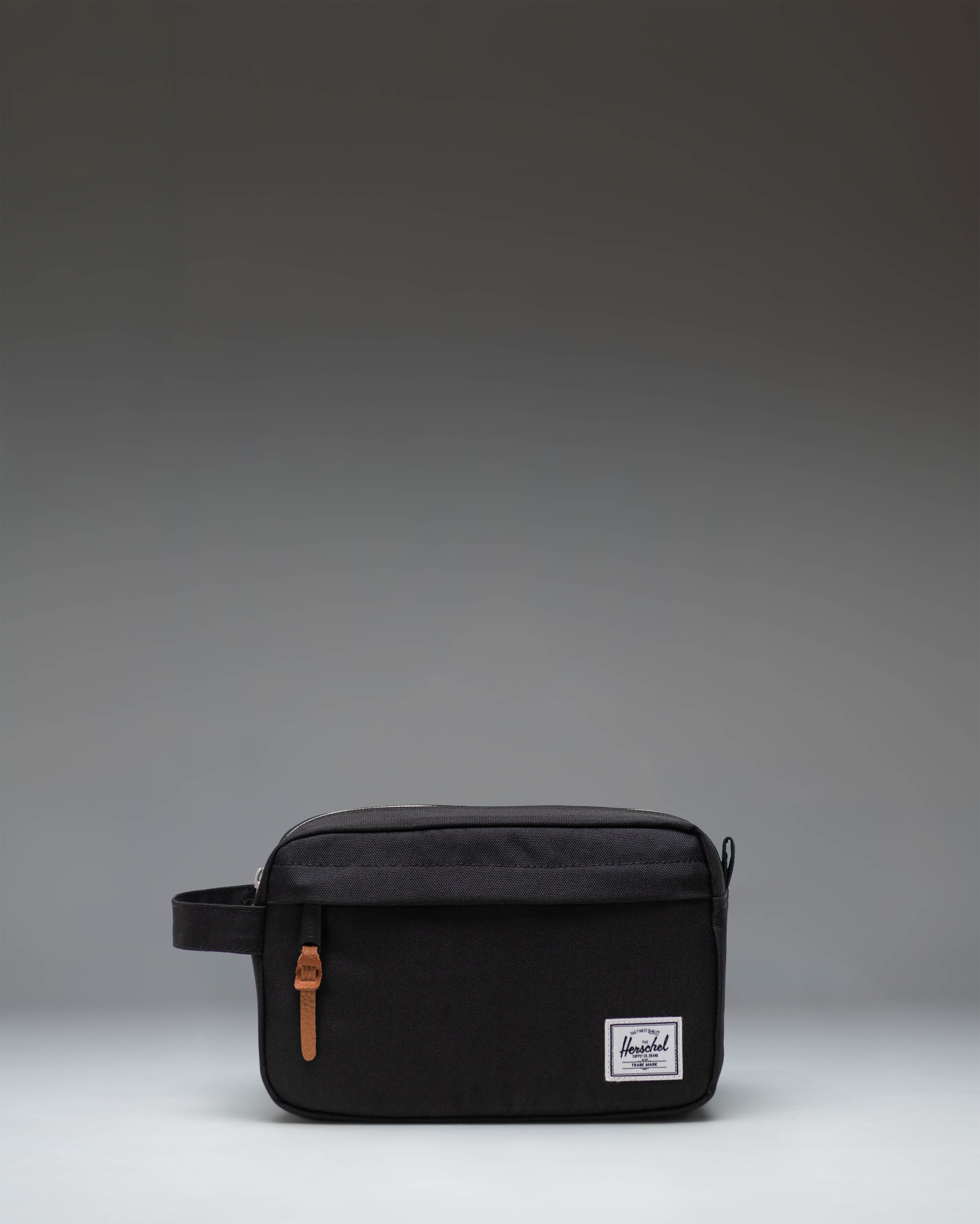 兎仔 éloge the Travel kit Chapter Travel Kit – Herschel Supply Co. Europe