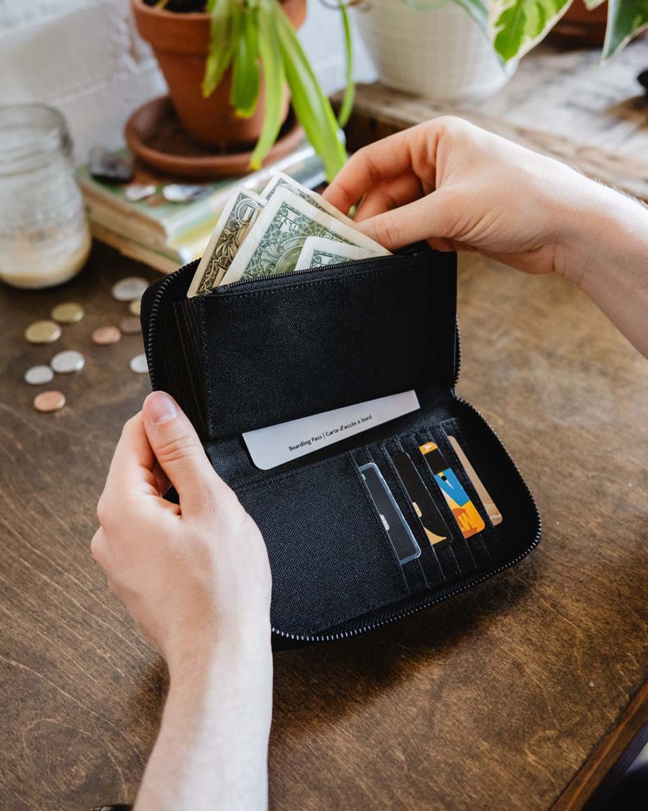 Thomas Wallet – Herschel Supply Co. Europe