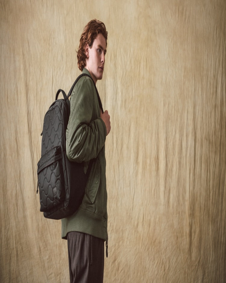 Herschel Classic™ XL Backpack Quilted