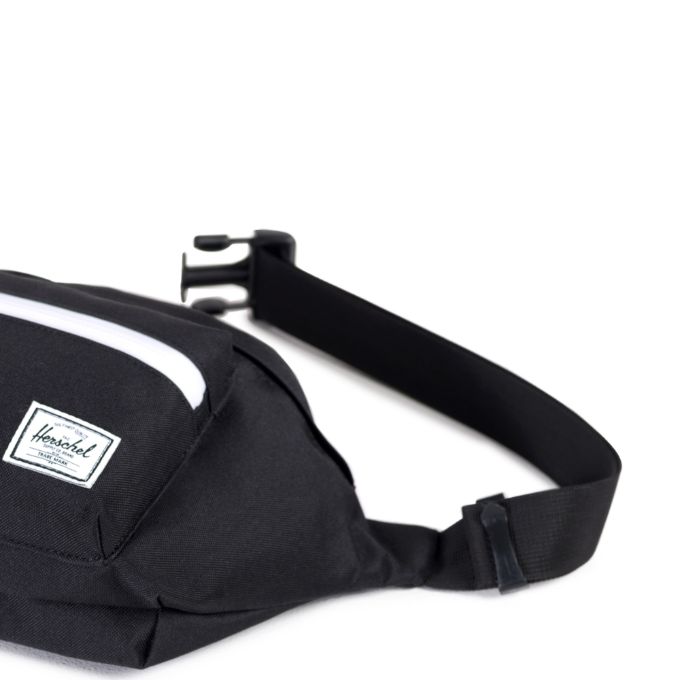 herschel fanny pack seventeen