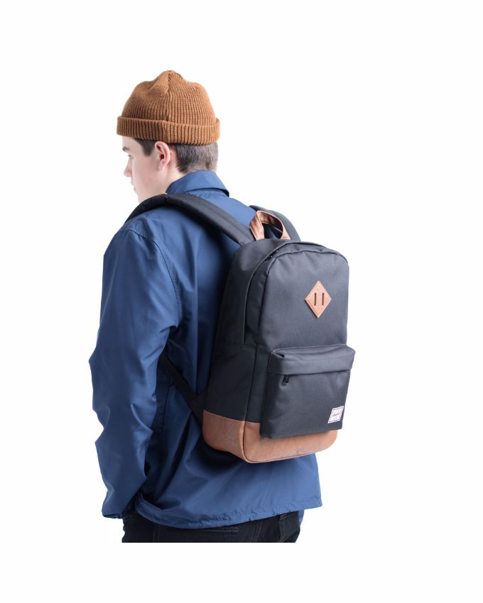 herschel backpack liters