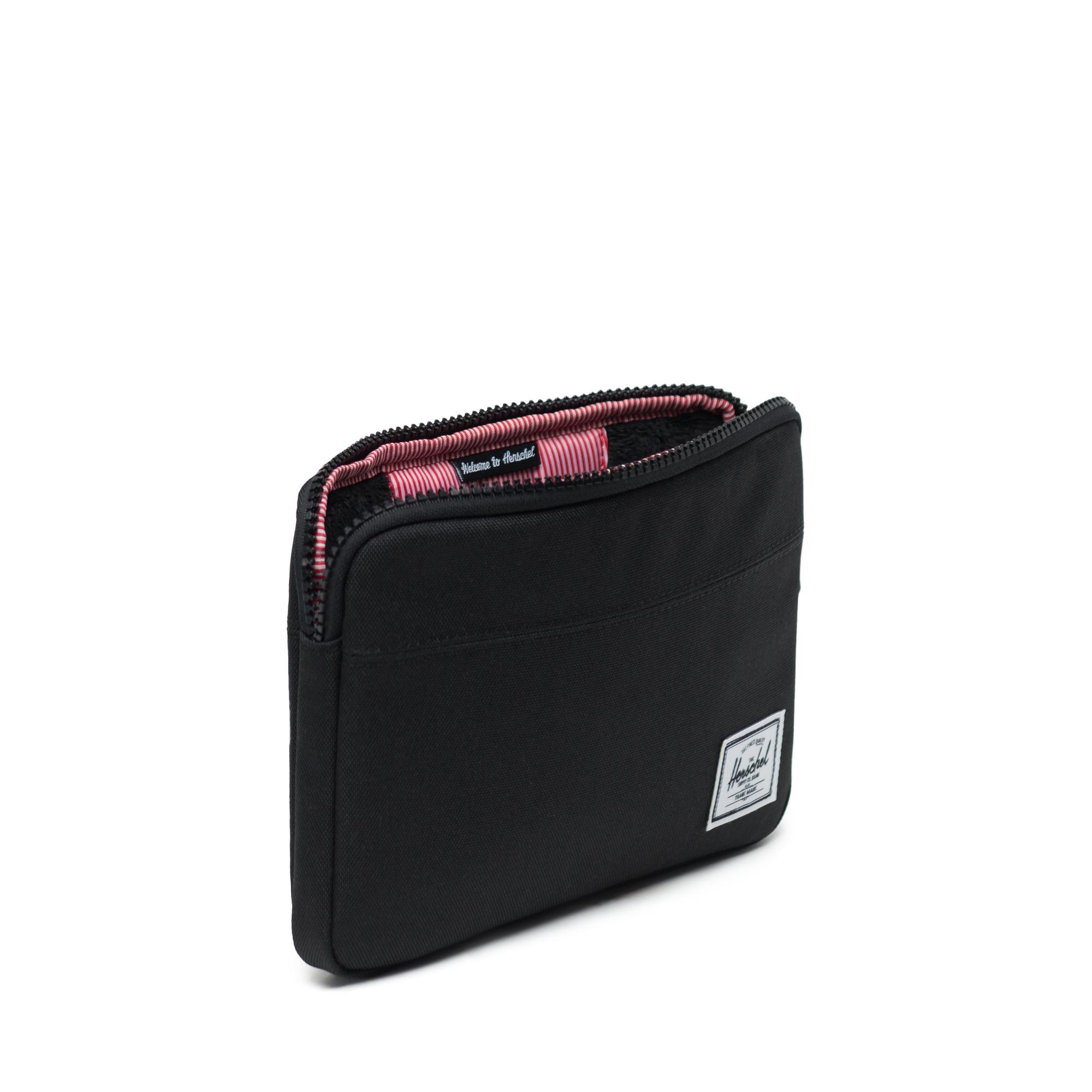 Herschel Anchor Sleeve, Black/Raven Crosshatch, 8.18(H) x 12.28(W)