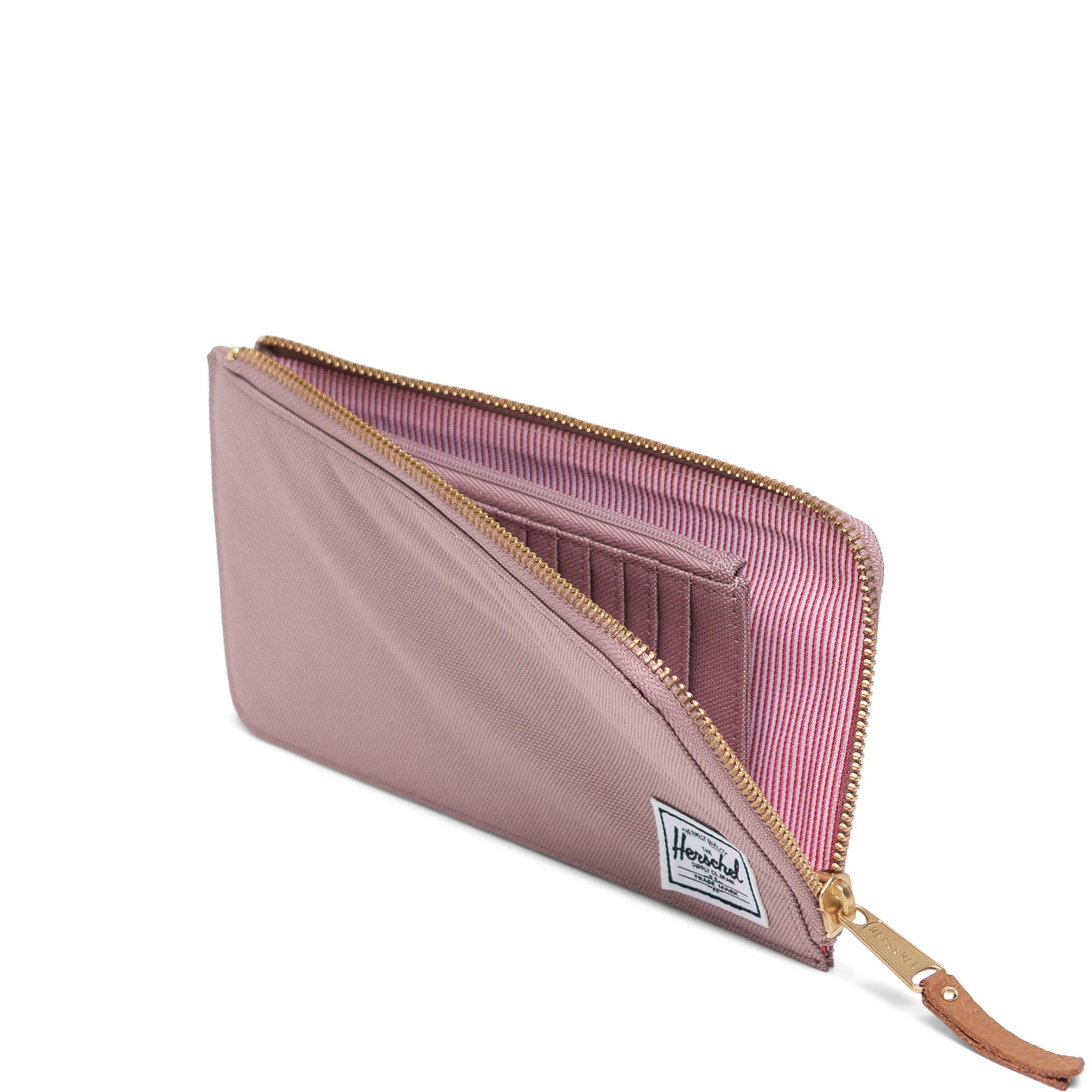 credit card slot for phone