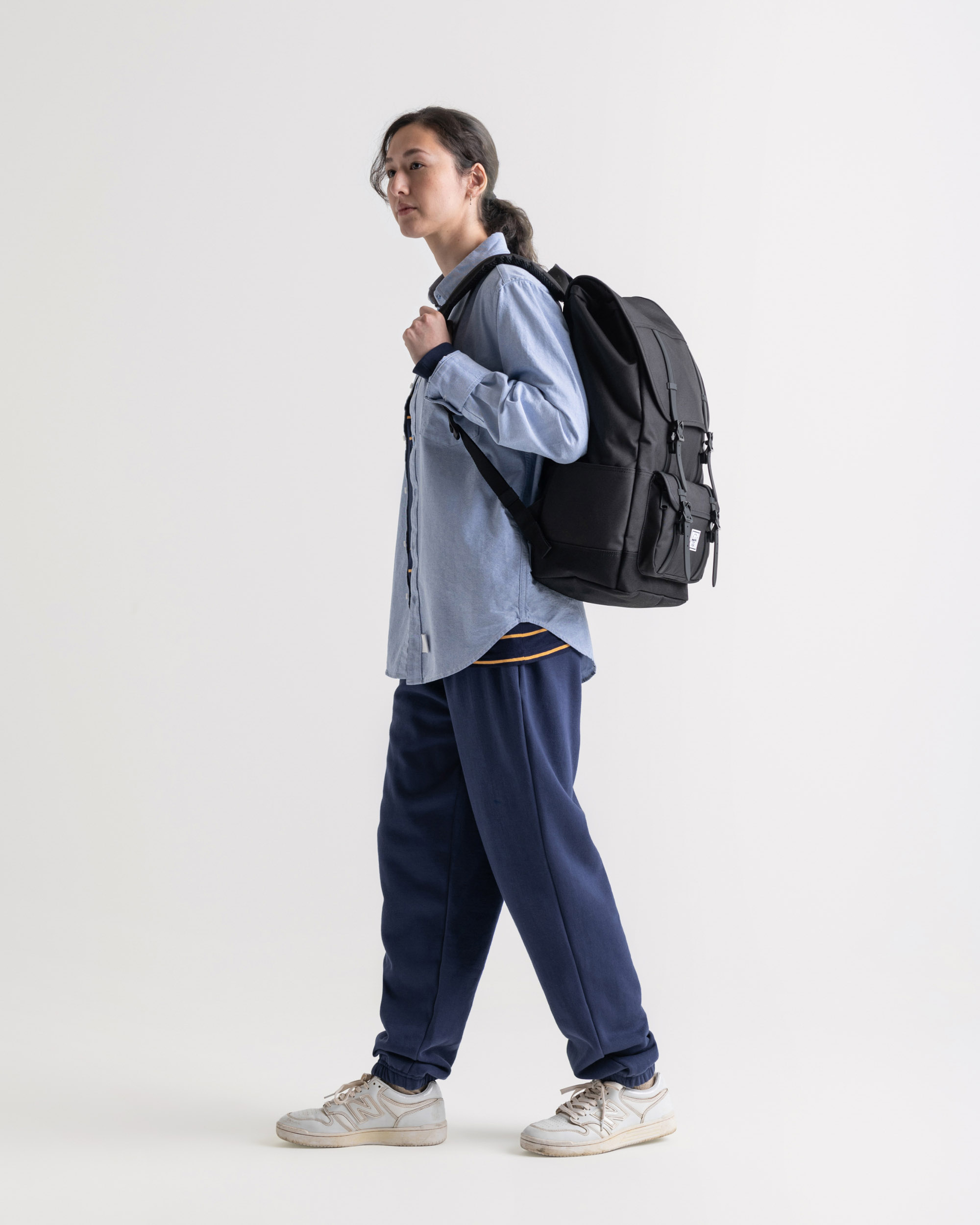 Herschel little america sales black woodland camo