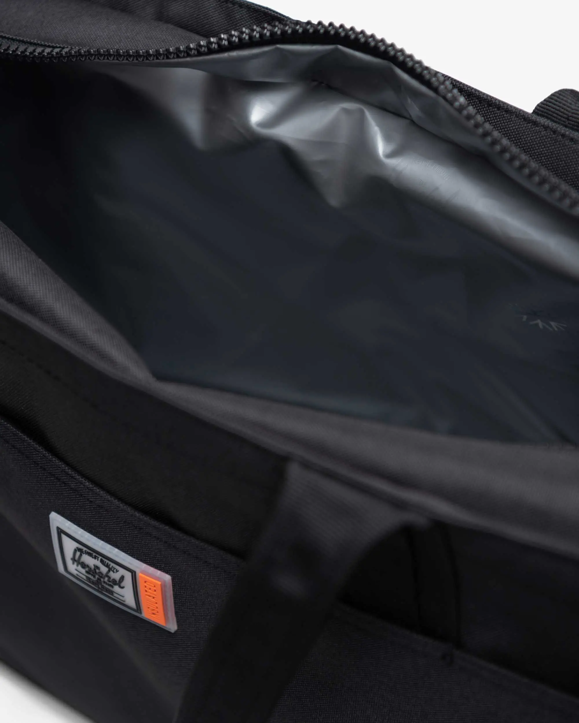 Alexander Zip Tote Small | Insulated