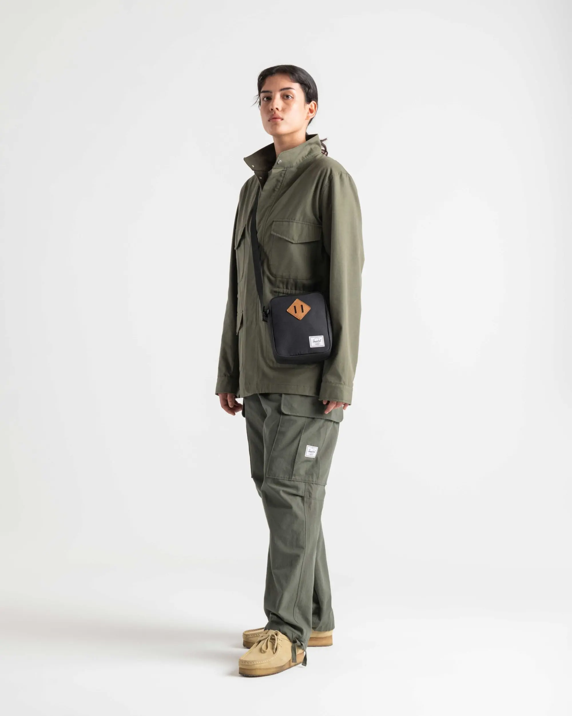 Crossbody herschel hot sale
