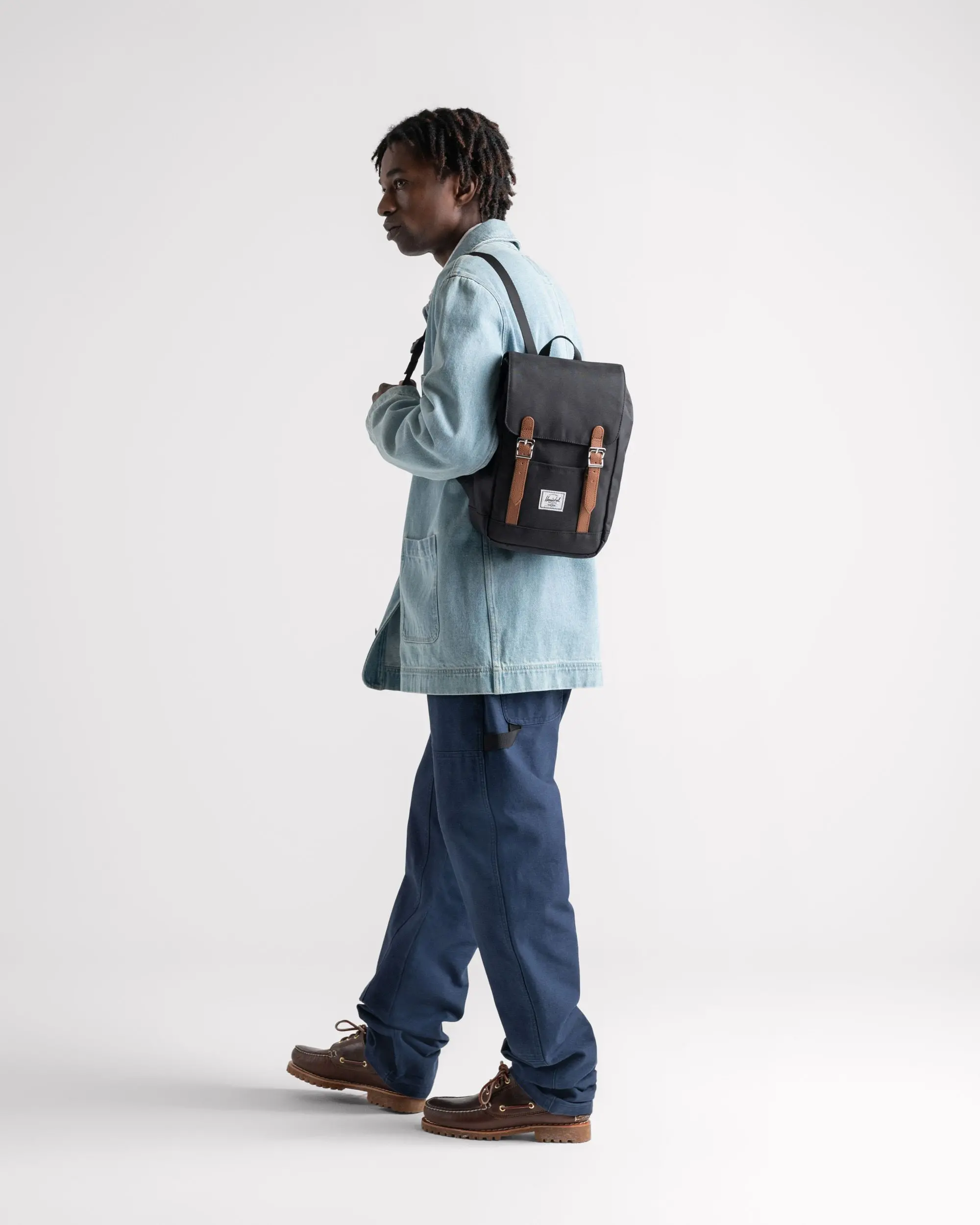 Herschel retreat backpack size 2025
