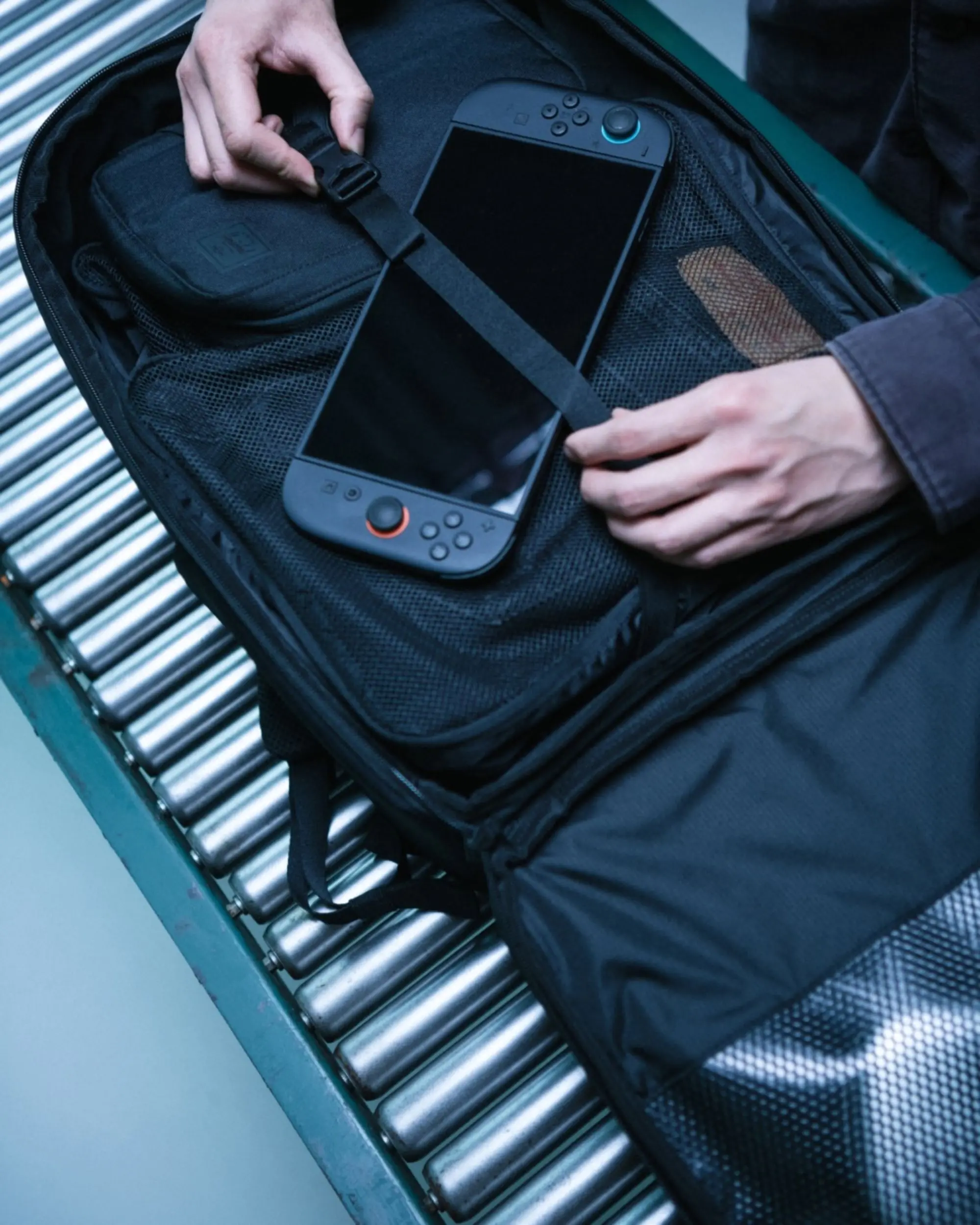 Kaslo Travel Backpack Tech - 32L